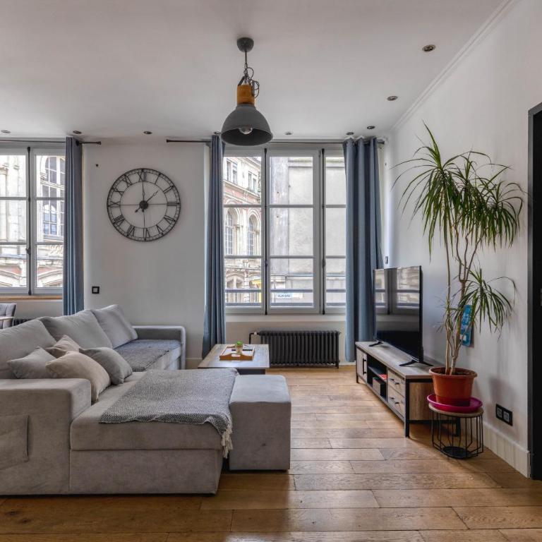 Appartement spacieux au cœur d'Angers étage 1 - 6 personnes - Appartement 2 Chambres Deluxe - 4