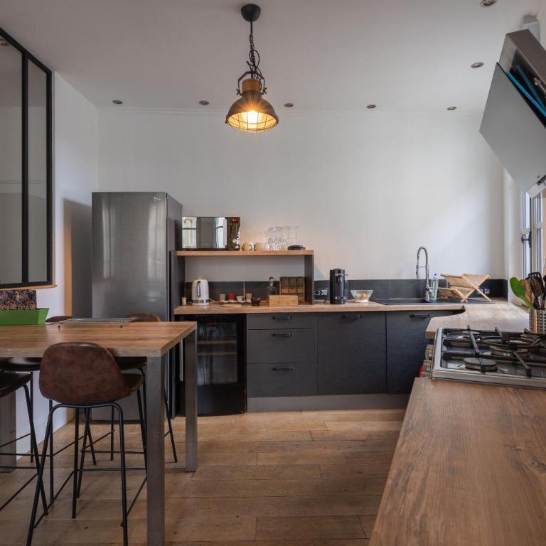 Appartement spacieux au cœur d'Angers étage 1 - 6 personnes - Appartement 2 Chambres Deluxe - 14