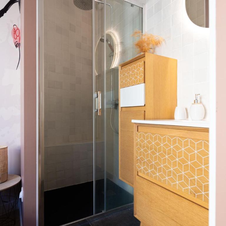 Appartement spacieux au cœur d'Angers étage 2 - 6 personnes - Appartement 2 Chambres Deluxe - 14