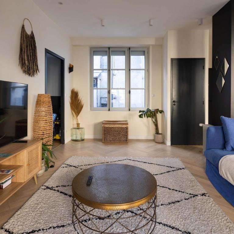 Appartement spacieux au cœur d'Angers étage 2 - 6 personnes - Appartement 2 Chambres Deluxe - 24