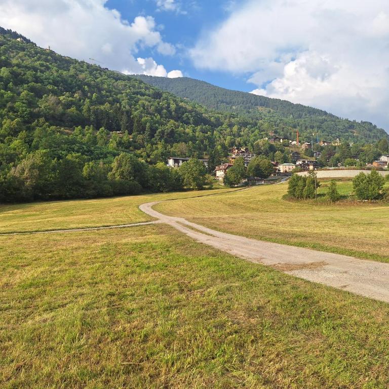 Grande casa di famiglia - Appartamento con 2 Camere da Letto - 2