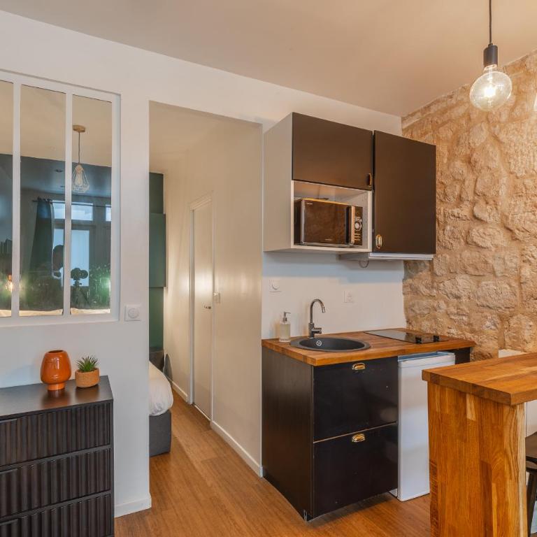 Île SAINT LOUIS, NOTRE DAME, suite 1 chambre 2 à 4p - One-Bedroom Apartment - 5