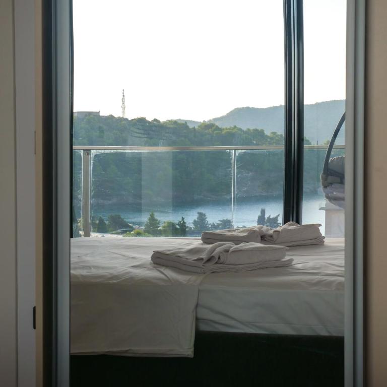 Elia Suites - One-Bedroom Apartment with Sea View - 7
