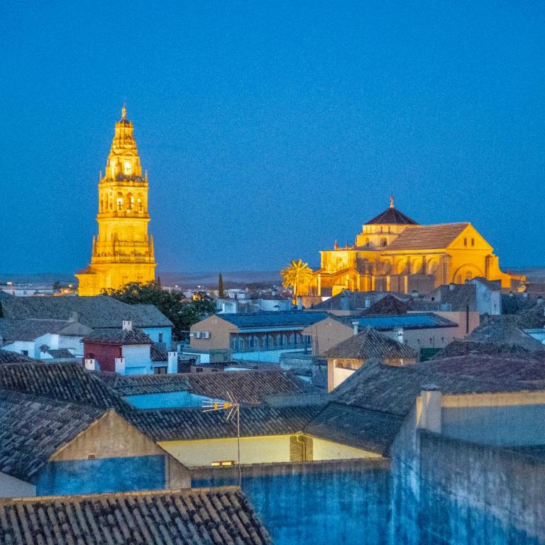 Ático La Muralla con terraza privada - Two-Bedroom Apartment - 22