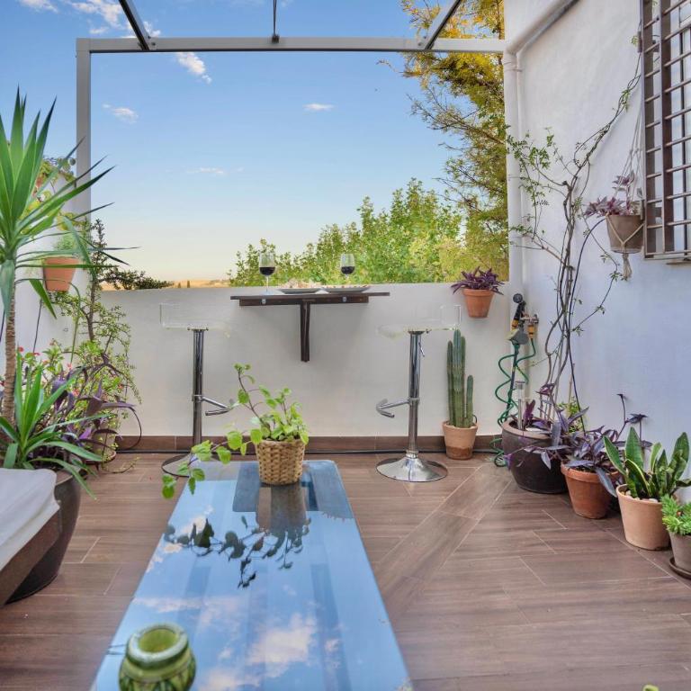 Ático La Muralla con terraza privada - Two-Bedroom Apartment - 3