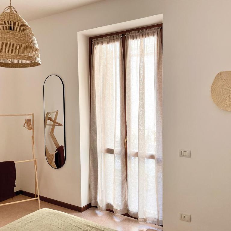 Bee Home in Verona - Appartamento con 2 Camere da Letto - 11