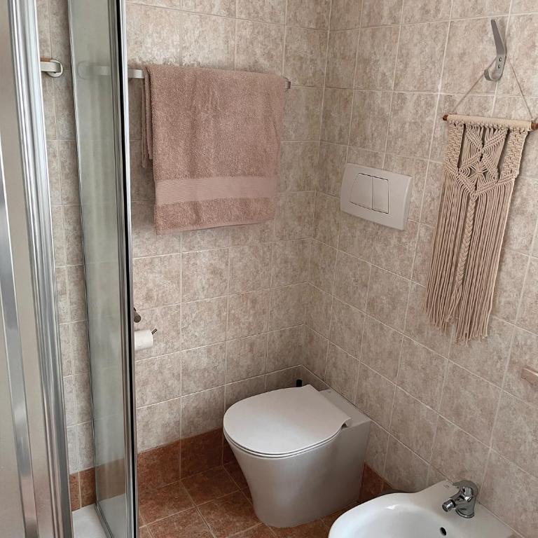 Bee Home in Verona - Appartamento con 2 Camere da Letto - 15