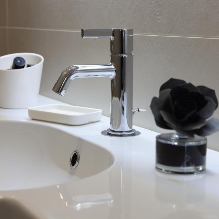 Ruffini Rooms - Large Double Room - 15