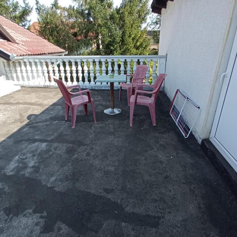 Apartman "EM" - Two-Bedroom Apartment with Terrace - 24