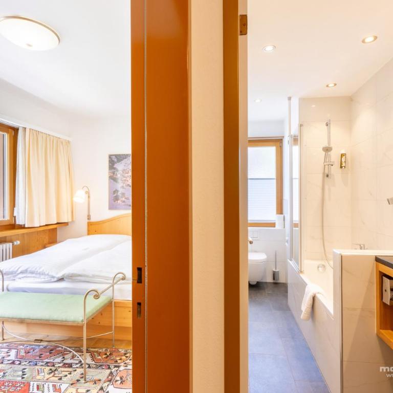 Hotel Parnass - Apartment mit Blick auf die Berge - 1