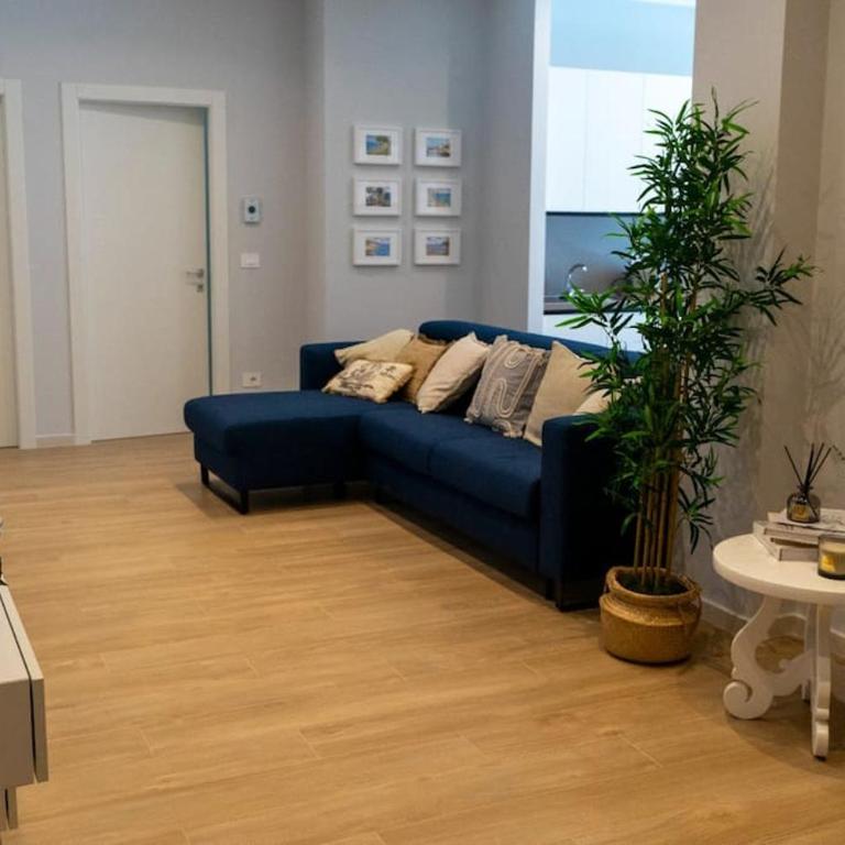 Maison Lisa - NEW stylish central home in Salerno - Two-Bedroom Apartment - 19