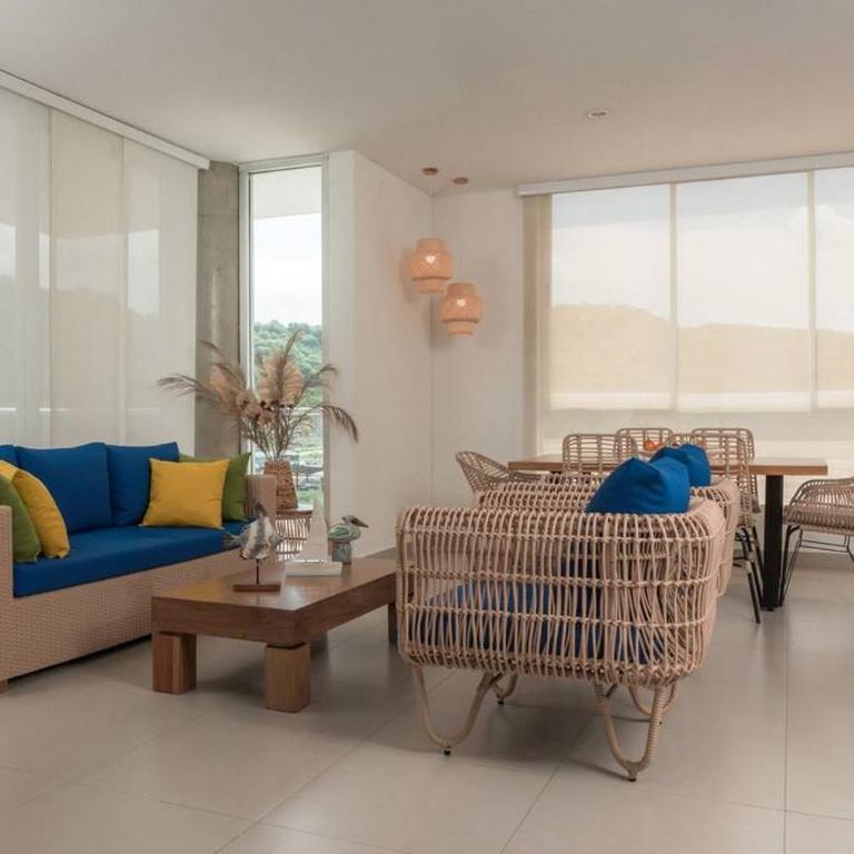 EP Stylish Apt with Pool, AC in Prime Location - Two-Bedroom Apartment - 3