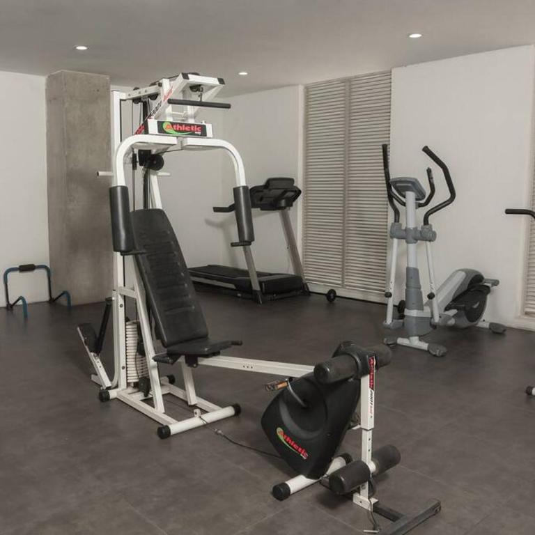 EP Stylish Apt with Pool, AC in Prime Location - Two-Bedroom Apartment - 4