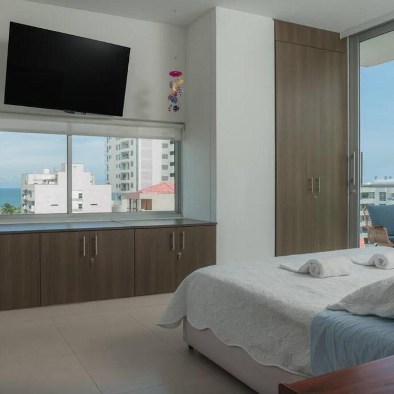 EP Stylish Apt with Pool, AC in Prime Location - Two-Bedroom Apartment - 16