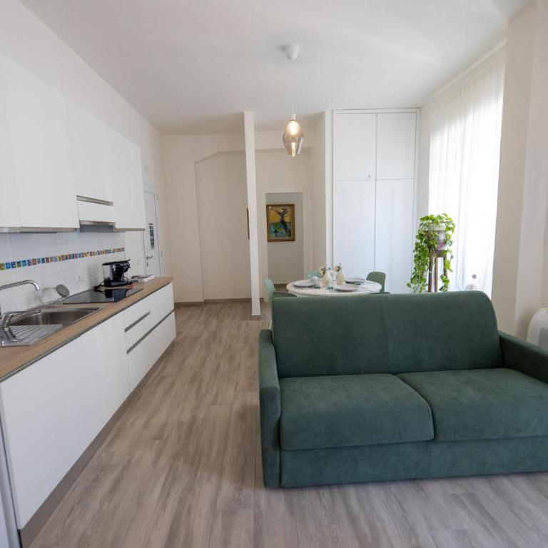 SweetHome Confortevole Trilocale vicino stazione WIFI aria condizionata - Two-Bedroom Apartment - 5
