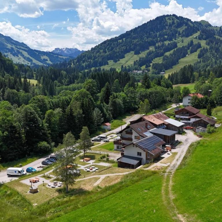Schöne FeWo im Allgäu für bis zu 10 Pers. - Apartment Suite mit 3 Schlafzimmern - 23