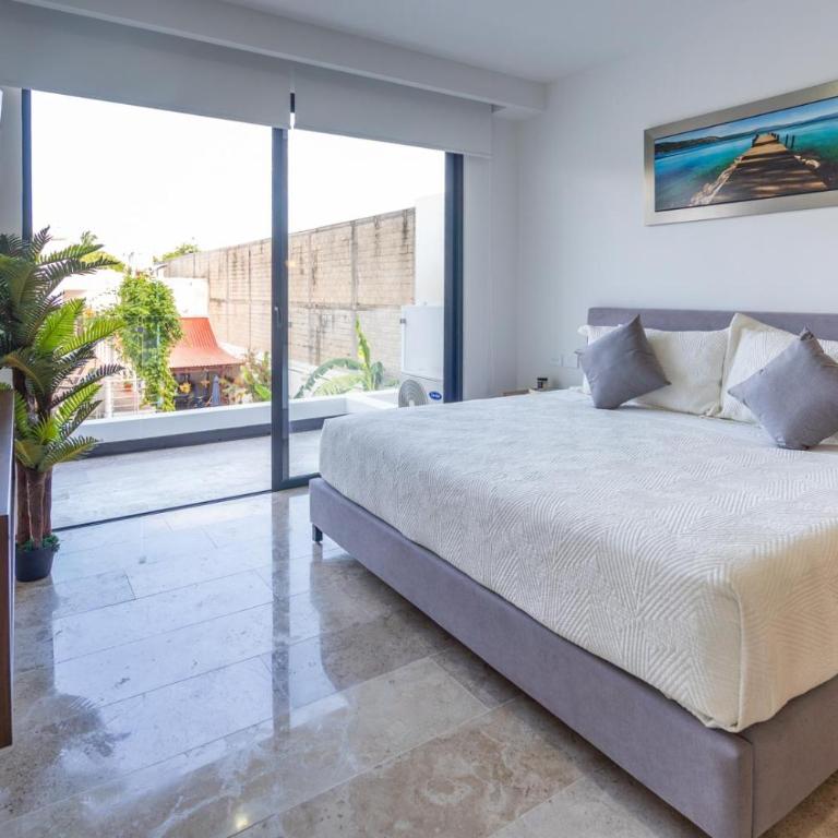 Modernos Estudios a pasos De La 5ta Av Pool view - By Yeah - Apartment with Balcony - 14