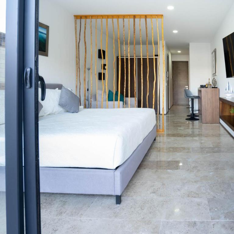 Modernos Estudios a pasos De La 5ta Av Pool view - By Yeah - Apartment with Balcony - 12