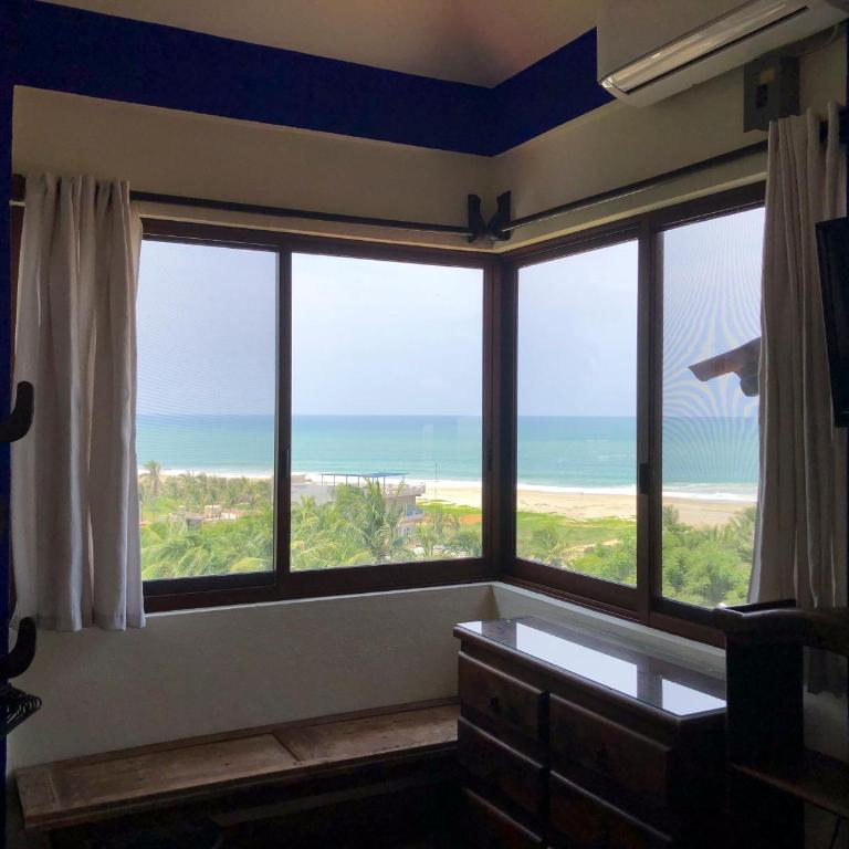 Oceanview Guesthouse - Appartement 2 Chambres avec Terrasse et Vue sur la Mer - 14