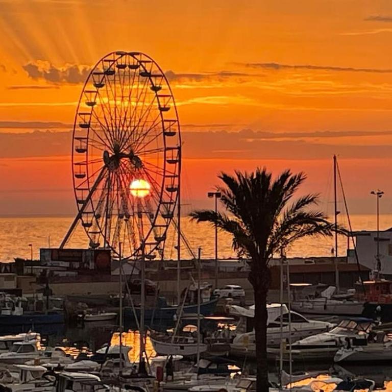Magnifique studio avec vue - 200 metres de la plage - Studio avec Vue sur le Port - 8