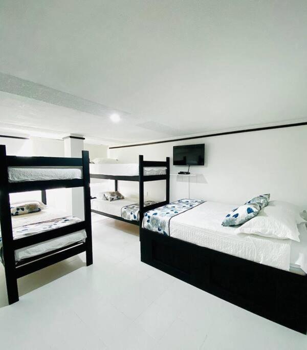 Excelente APARTAHOTEL VACACIONAL CAMEL - Apartamento - 24
