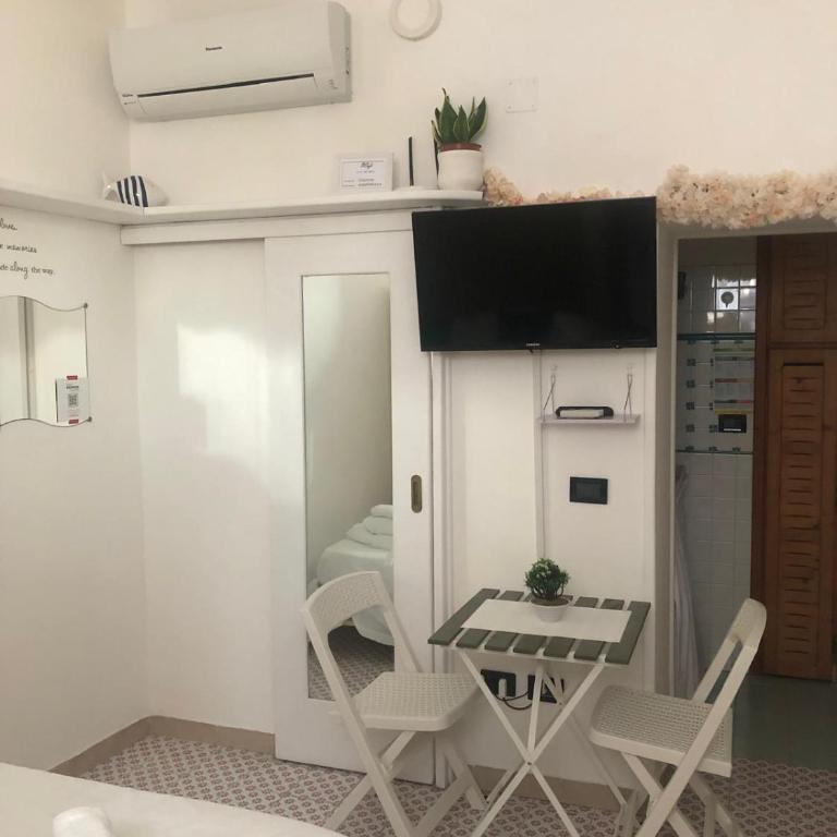 Chez Pépé - One-Bedroom Apartment - 12