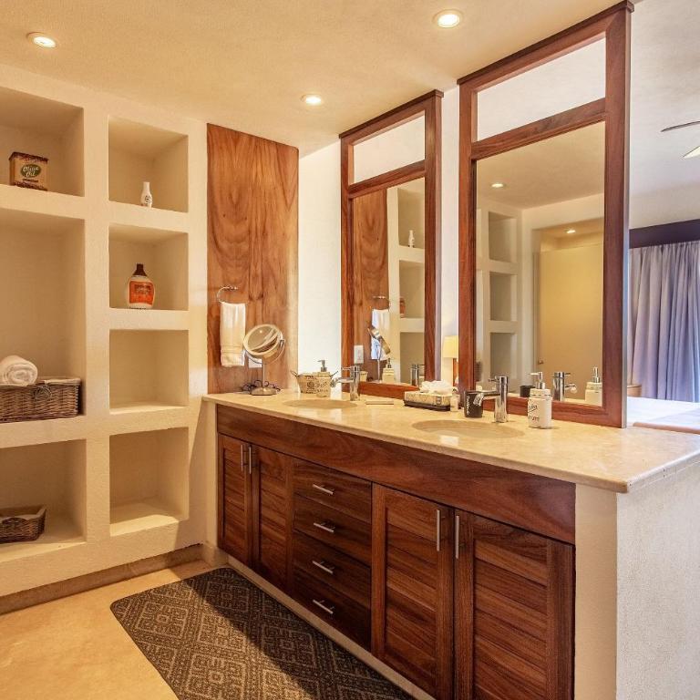Perico. Departamento de 2 pisos. - Apartamento de 4 dormitorios con piscina privada - 34