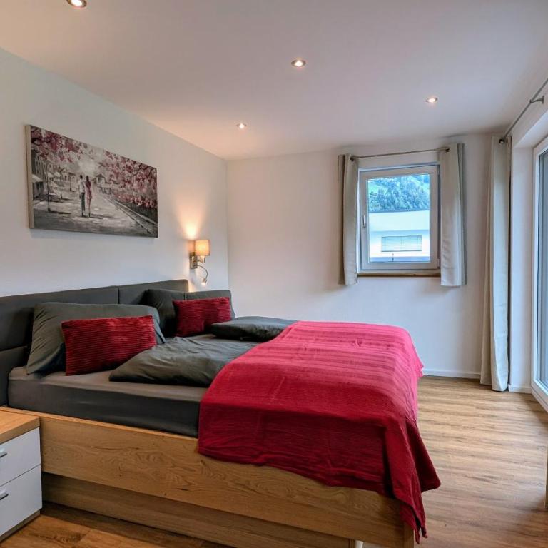 Penzhaus - Premium Private Suites - Suite with Mountain View - 9