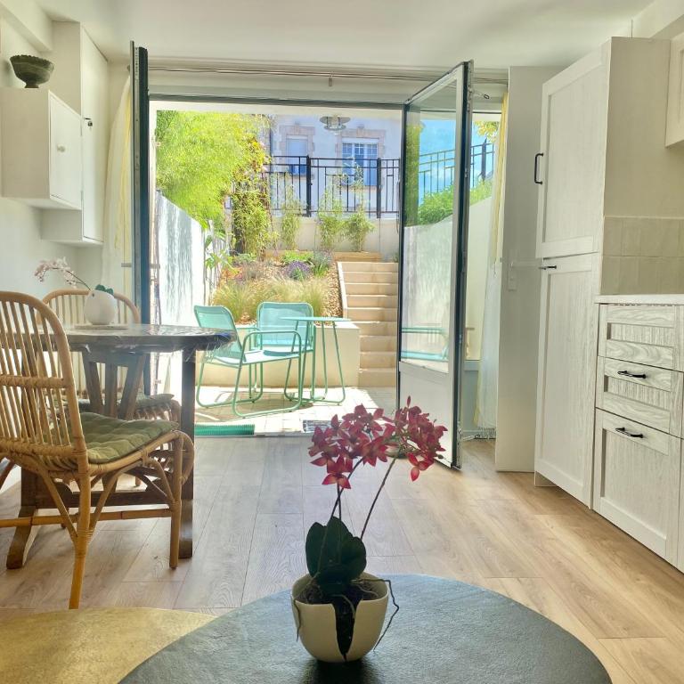 Appartement avec Terrasse proche du Centre-ville - Apartamento de 1 dormitorio - 12