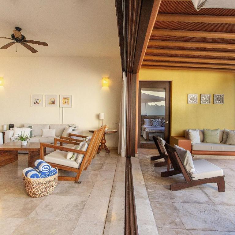 Perico. Departamento de 2 pisos. - Apartamento de 4 dormitorios con piscina privada - 9