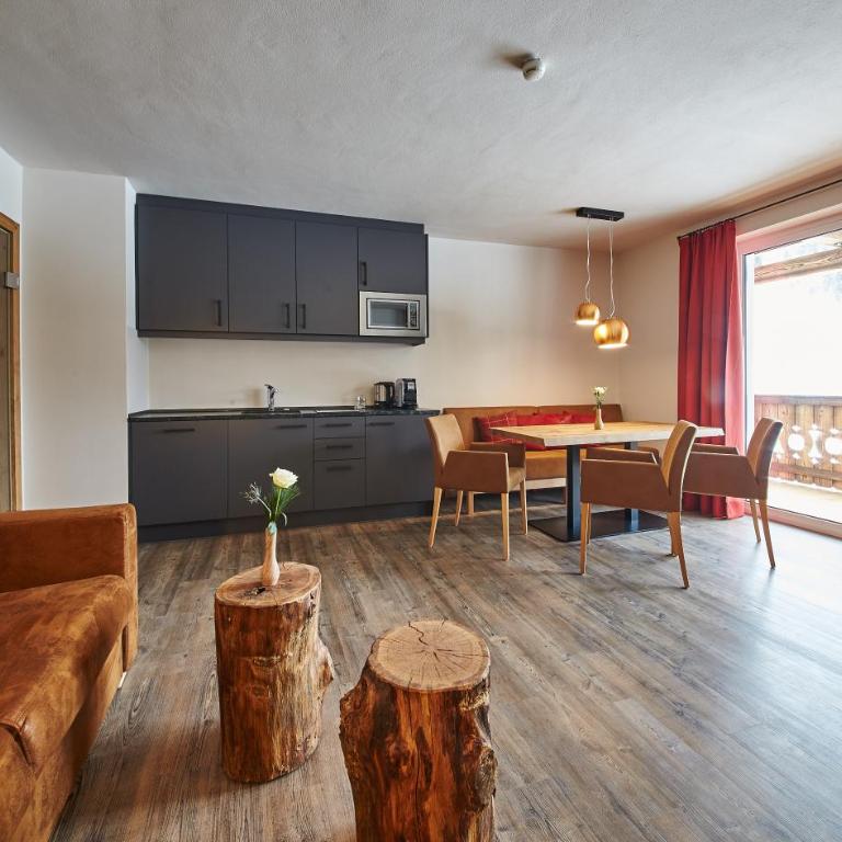 Appartements Liebe Heimat - Apartment mit 1 Schlafzimmer und Balkon - 4