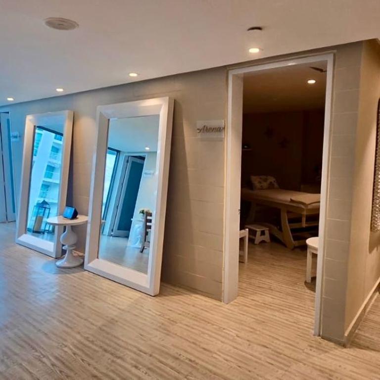 Luxury Apartment in Radisson Ocean Pavillion - Two-Bedroom Apartment - 18
