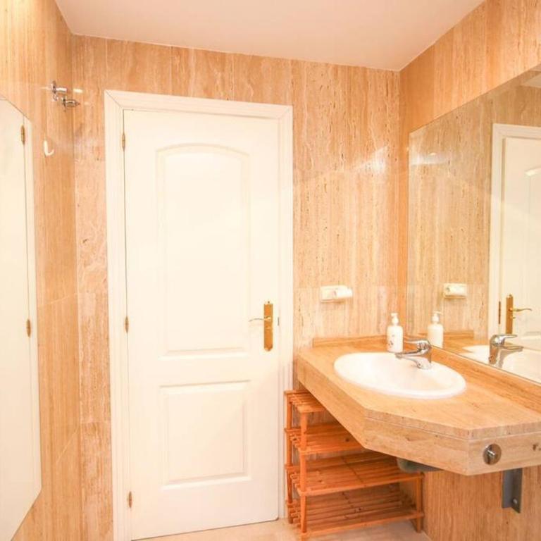 Lovely 2 bedroom apt near golf Los Lagos Elviria - Apartamento de 2 dormitorios - 19