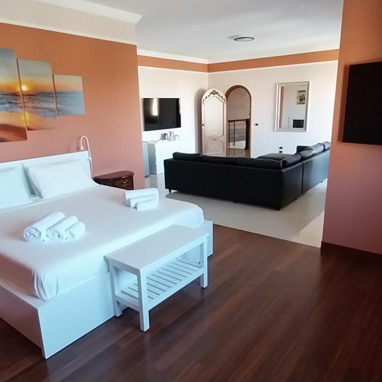 Villa Giulia - Family Room with Terrace - 6