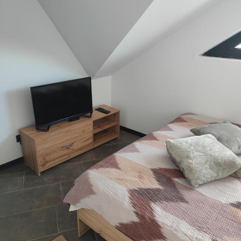 Diamond Hill 14 - One-Bedroom Apartment - 10