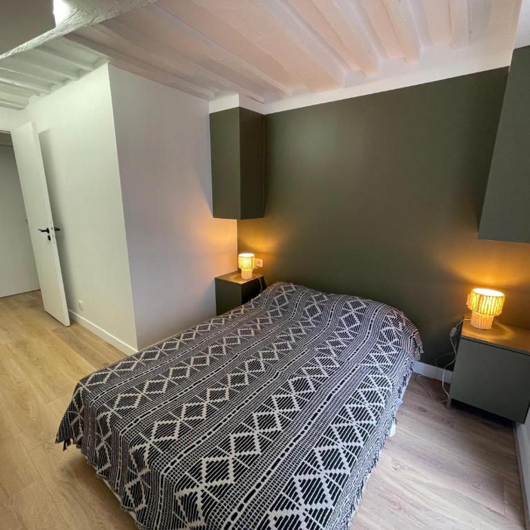 4 pièces Charme Paris Centre - Appartement 2 Chambres - 2