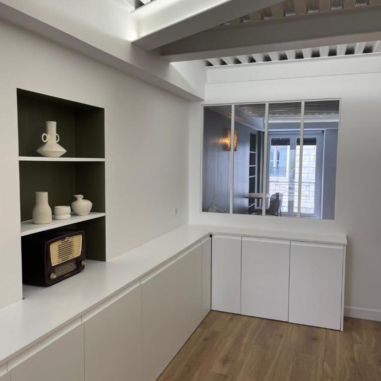 4 pièces Charme Paris Centre - Appartement 2 Chambres - 3