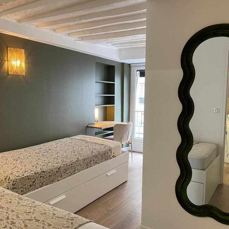 4 pièces Charme Paris Centre - Appartement 2 Chambres - 7