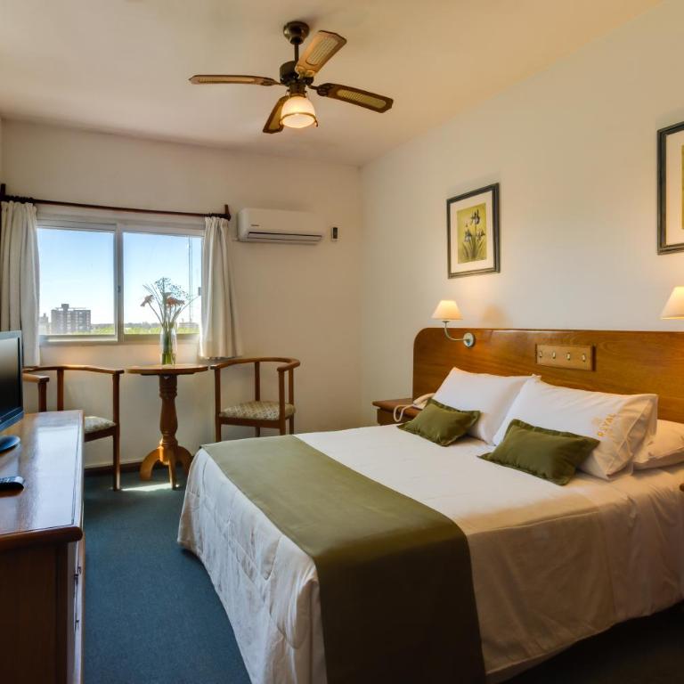 Hotel Royal - Standard Double Room - 4