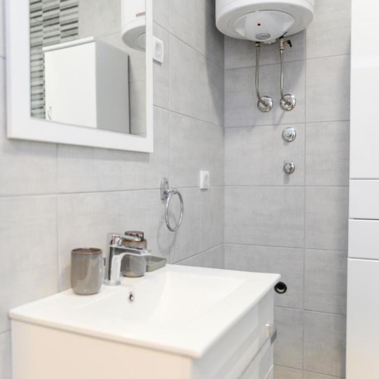 Viktor i Kasija green hill - Apartman sa 1 Spavaćom Sobom - 22