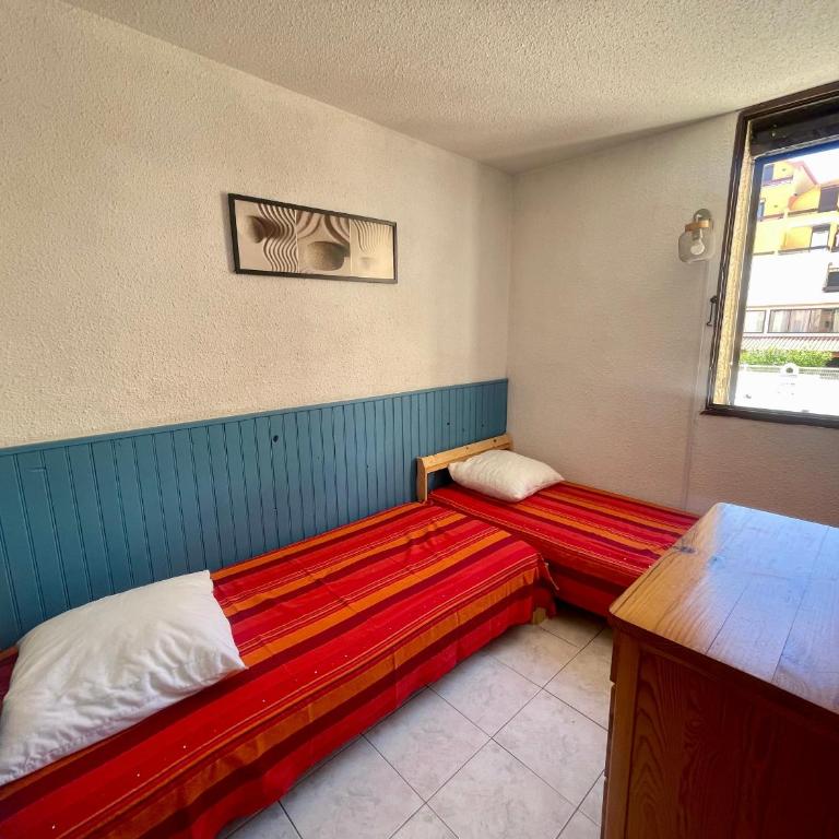 Duplex T4 Confort 6 Pers., Piscine, Parking, Centre Port à Gruissan - FR-1-796-74 - Appartement - 7
