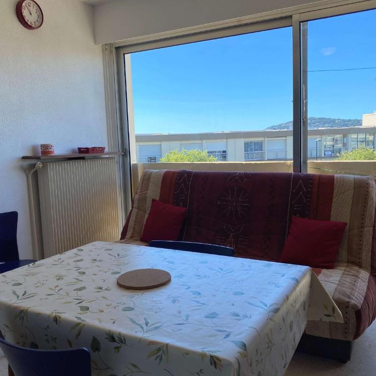 Appartement T2 ensoleillé avec parking privatif à partir de 2025, climatisation et proche des Thermes - FR-1-553-268 - Apartment - 2