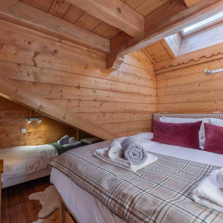 Appartement spacieux proche pistes avec piscine et parking - FR-1-566-71 - Appartement - 4