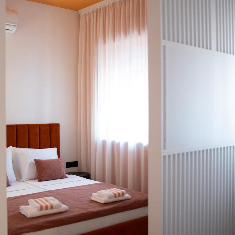 Regent Blue Apartments-Free private parking - Standard Studio - 7