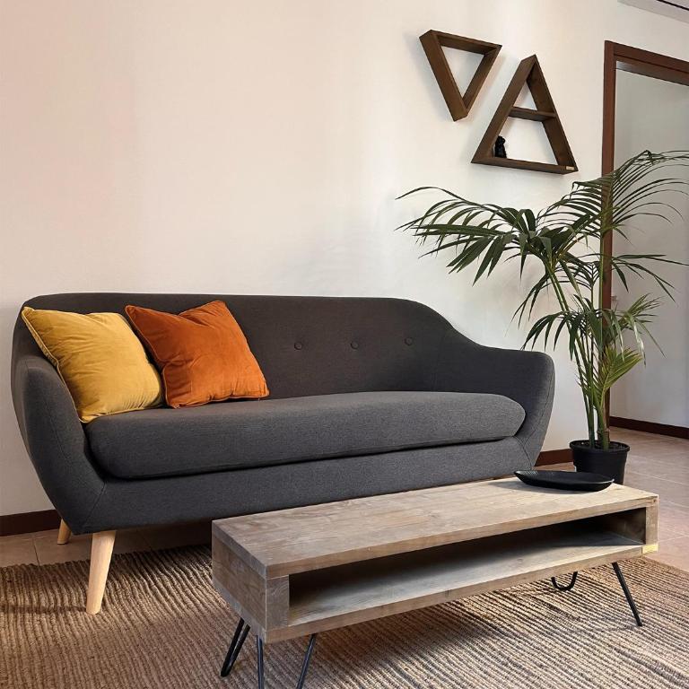 Bee Home in Verona - Appartamento con 2 Camere da Letto - 21