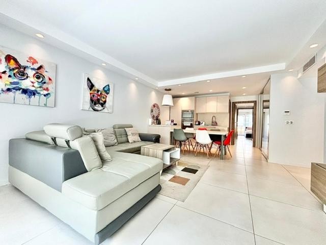 Cannes appartement 3 chambres - 8D - Apartamento de 3 dormitorios - 2