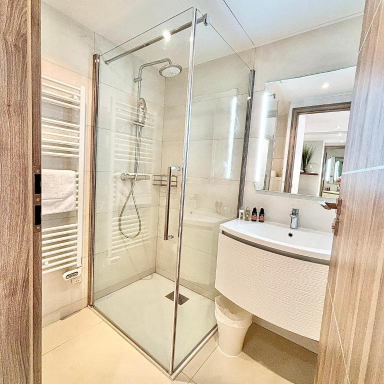 Cannes appartement 3 chambres - 8D - Apartamento de 3 dormitorios - 17