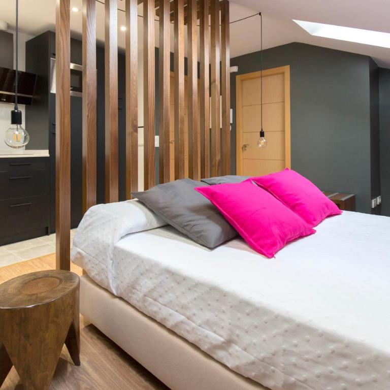Apartamentos Ele San Justo Plaza - Buhardilla Studio - 5