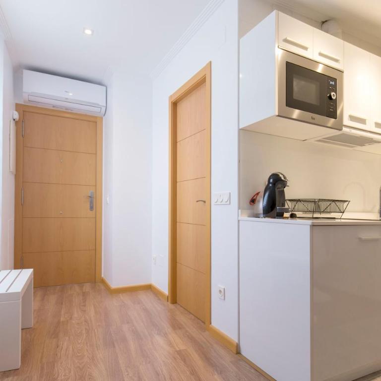 Apartamentos Ele San Justo Plaza - Economic Studio - Buhardilla - 8
