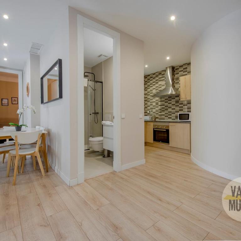 Agradable piso de 3hab en El Rastro-Centro de Madrid - Apartment - 7